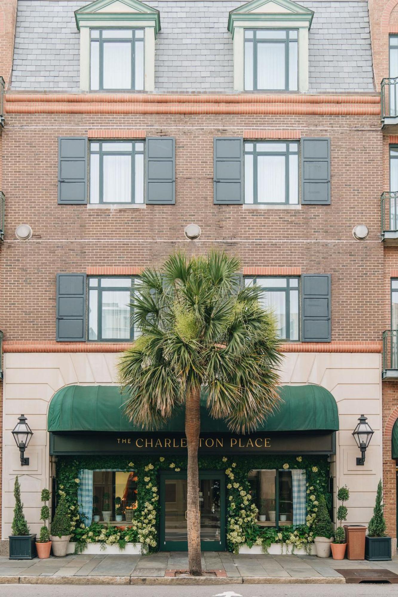 The Charleston Place Exterior photo